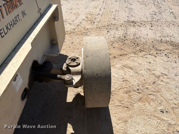 image for item YA5143 2006 Ingersoll Rand T708J tow tractor