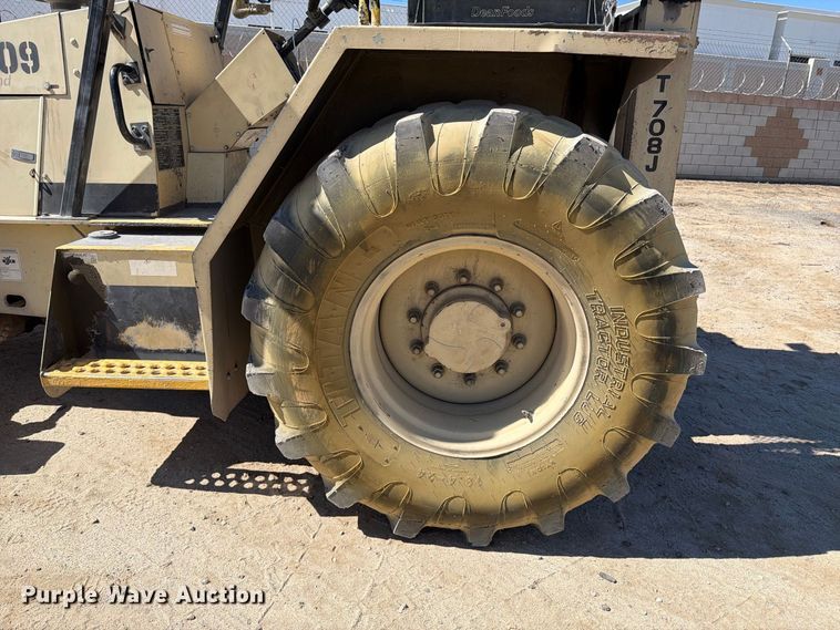 image for item YA5143 2006 Ingersoll Rand T708J tow tractor