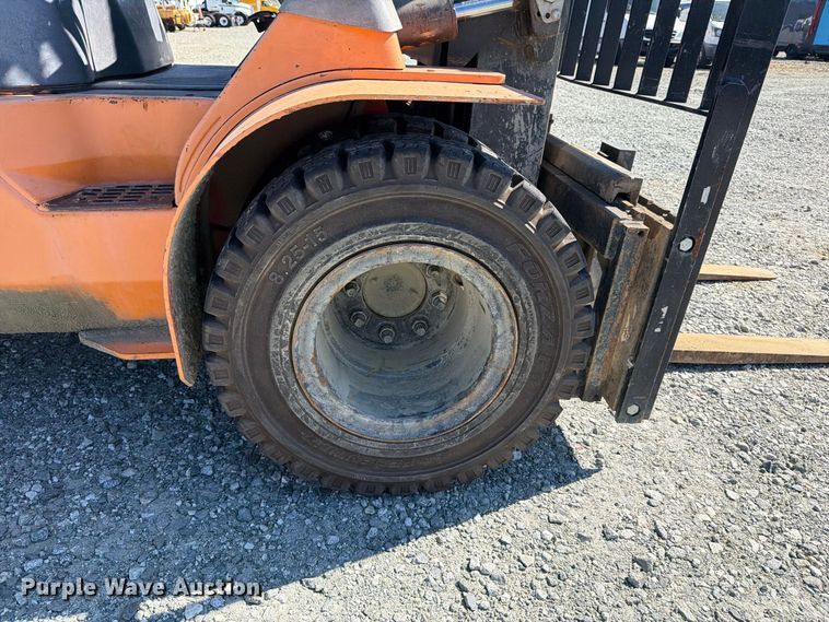 image for item YA5218 2005 Toyota 45 forklift