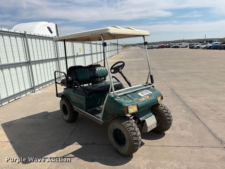 image for item YA5222 2007 Club car EZGO golf cart