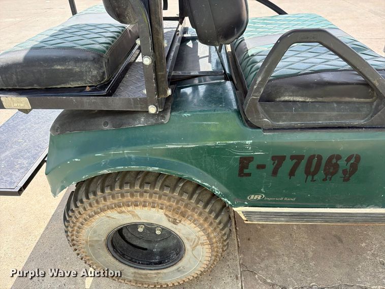 image for item YA5222 2007 Club car EZGO golf cart