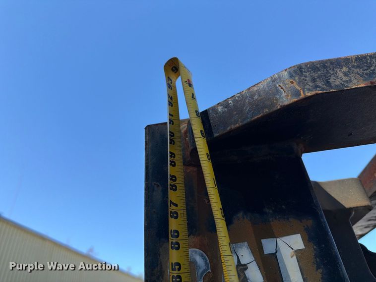 image for item YA5356 1993 Caterpillar GPL40 forklift