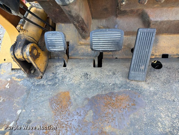 image for item YA5356 1993 Caterpillar GPL40 forklift