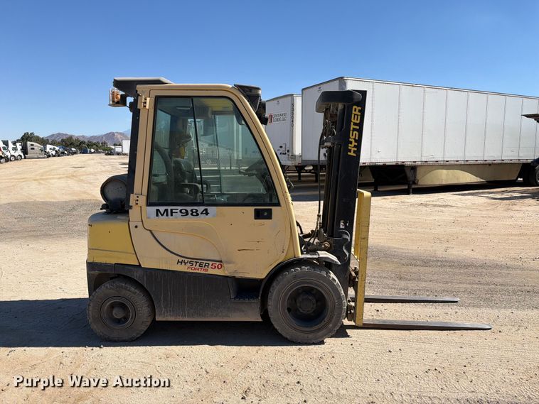 image for item YA5358 2015 Hyster H50FT forklift