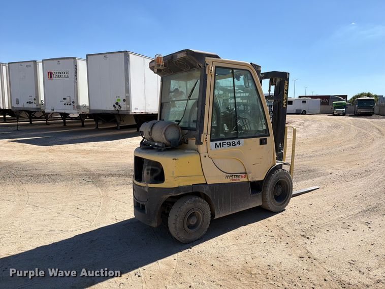 image for item YA5358 2015 Hyster H50FT forklift