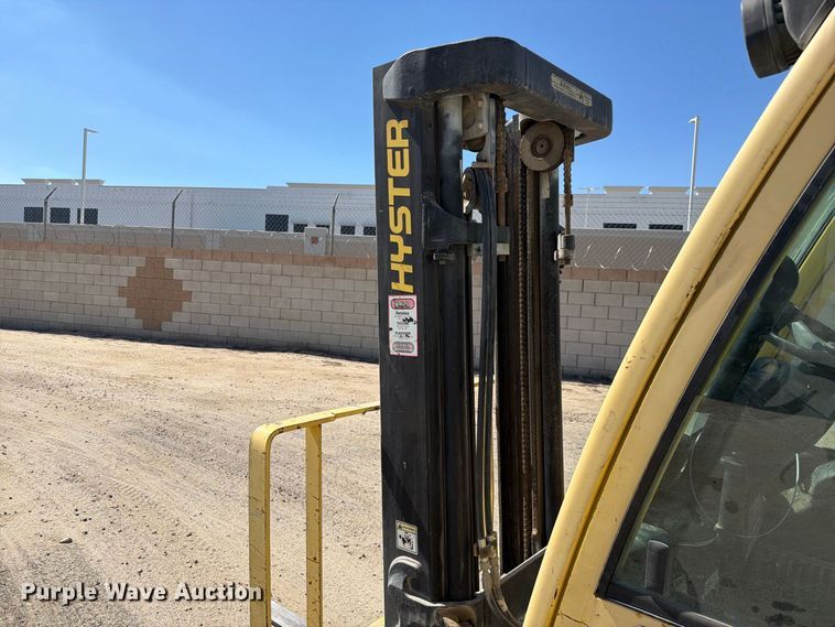 image for item YA5358 2015 Hyster H50FT forklift