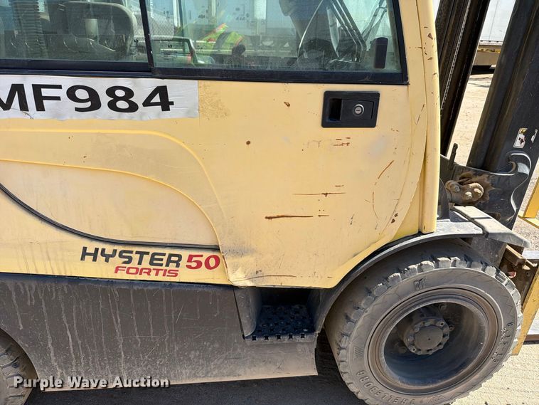 image for item YA5358 2015 Hyster H50FT forklift