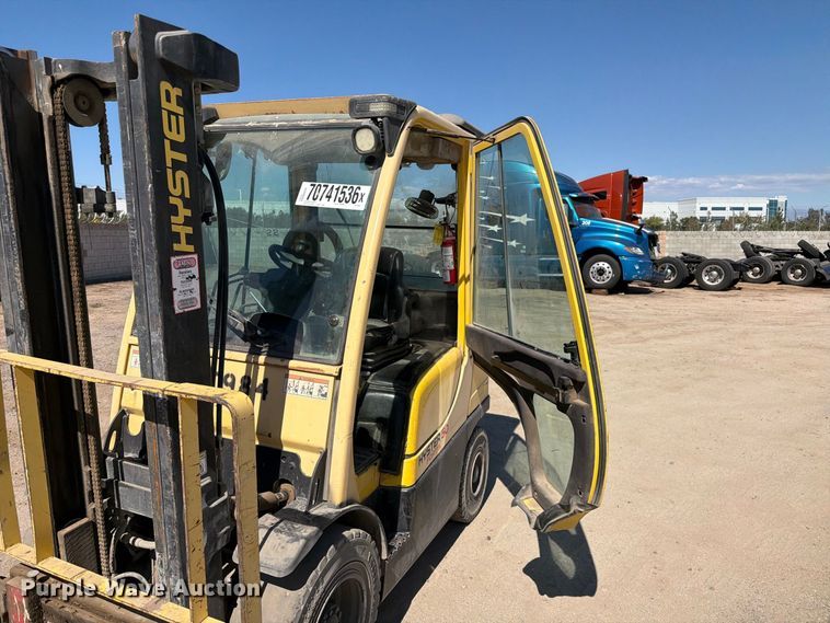 image for item YA5358 2015 Hyster H50FT forklift