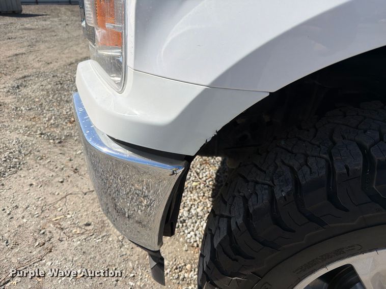 image for item YA5387 2019 Ford F150 Ext. Cab pickup truck