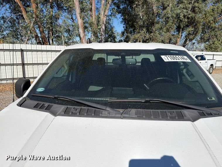 image for item YA5387 2019 Ford F150 Ext. Cab pickup truck
