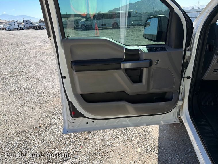 image for item YA5387 2019 Ford F150 Ext. Cab pickup truck