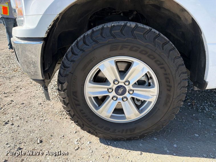 image for item YA5387 2019 Ford F150 Ext. Cab pickup truck