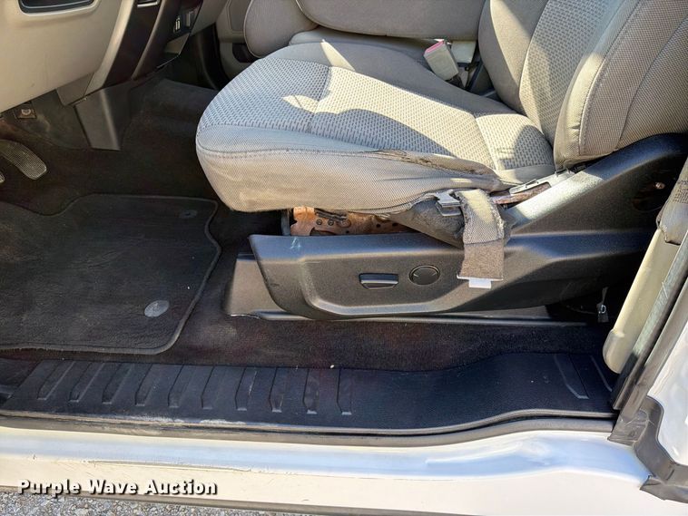 image for item YA5388 2019 Ford F150 Ext. Cab pickup truck