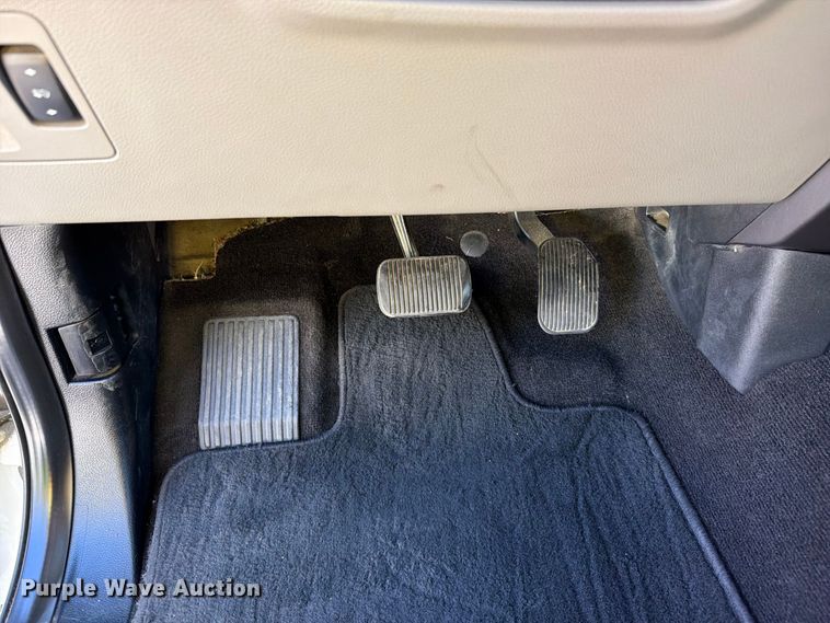 image for item YA5388 2019 Ford F150 Ext. Cab pickup truck