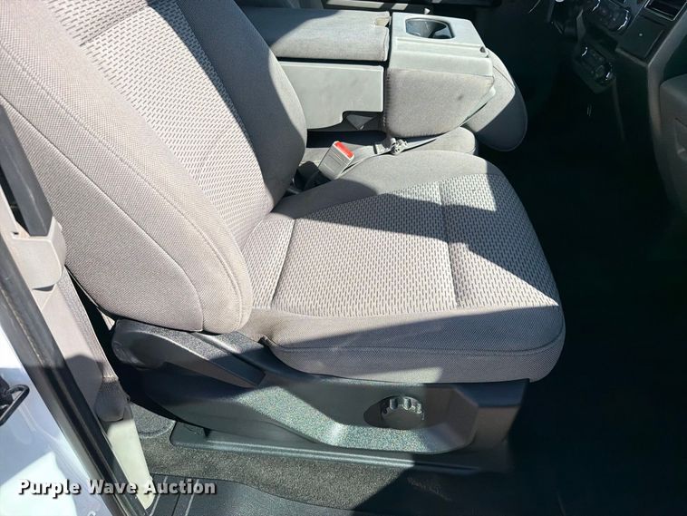 image for item YA5388 2019 Ford F150 Ext. Cab pickup truck