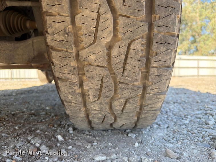 image for item YA5388 2019 Ford F150 Ext. Cab pickup truck
