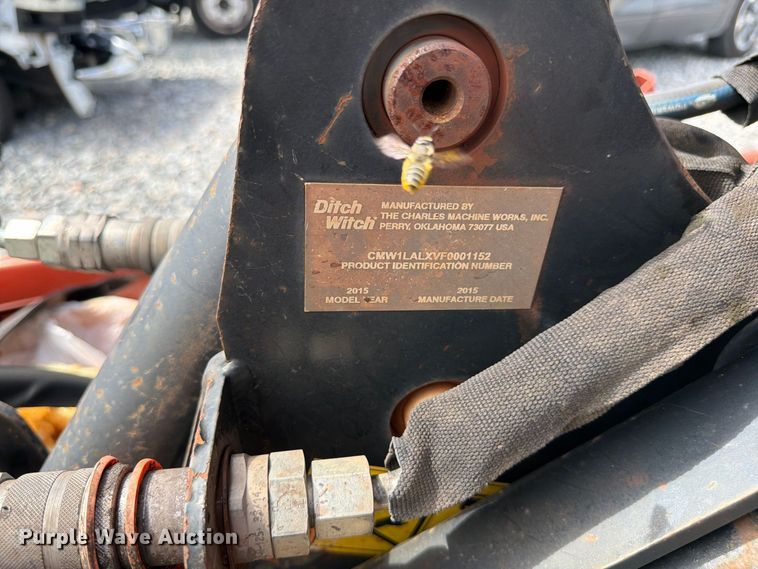 image for item YA5473 2015 Ditch Witch R300 cable plow