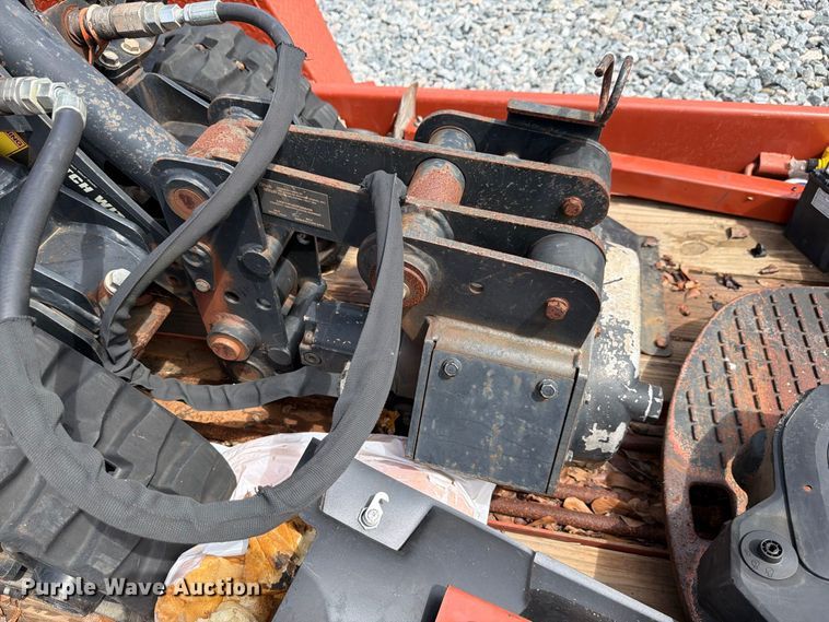 image for item YA5473 2015 Ditch Witch R300 cable plow