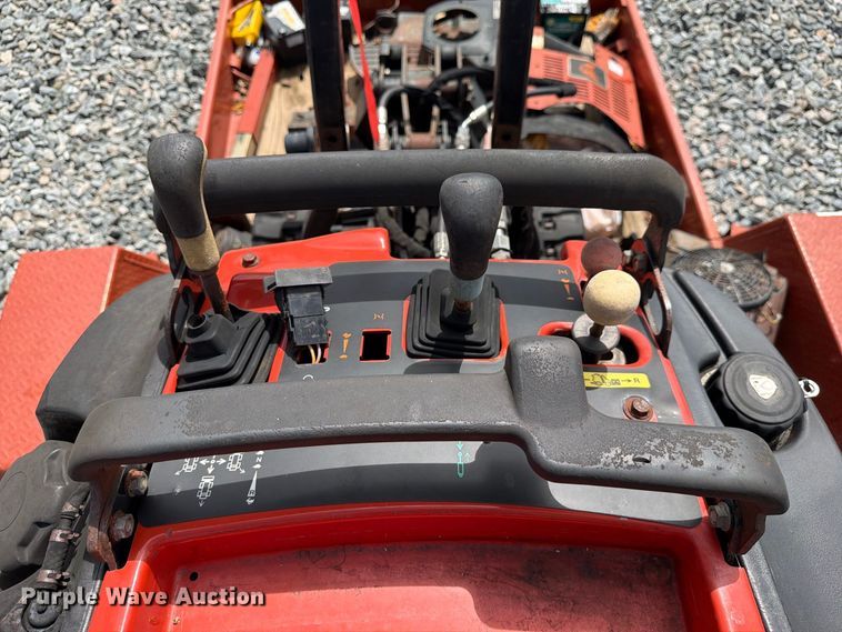 image for item YA5473 2015 Ditch Witch R300 cable plow