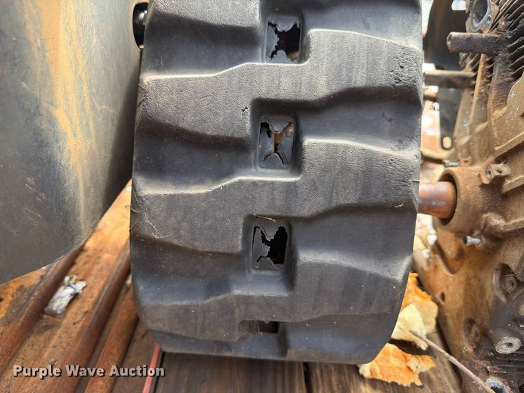 image for item YA5473 2015 Ditch Witch R300 cable plow