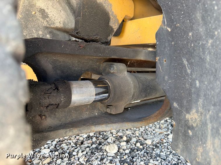 image for item YA5552 Caterpillar P5000 forklift