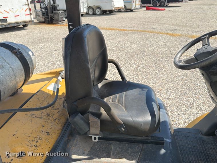 image for item YA5552 Caterpillar P5000 forklift