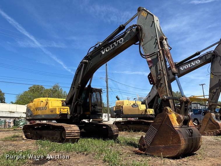 image for item DT0143 2006 Volvo EC360BLC excavator