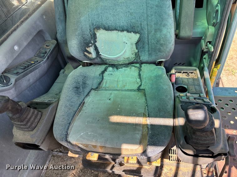image for item DT0143 2006 Volvo EC360BLC excavator