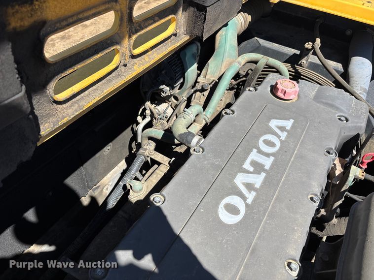 image for item DT0143 2006 Volvo EC360BLC excavator