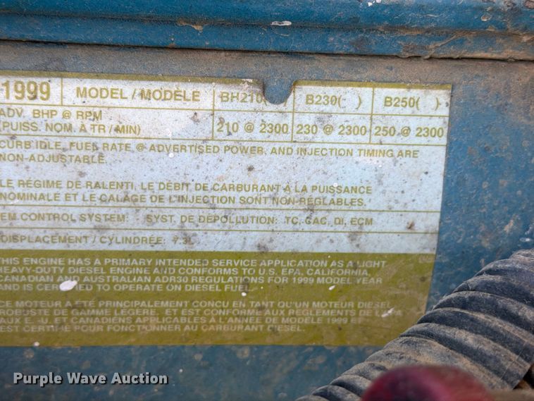 image for item DT0168 2000 International 4700 dump truck