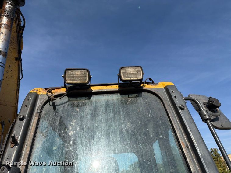 image for item DT2944 2015 Komatsu PC138USLC-10 excavator