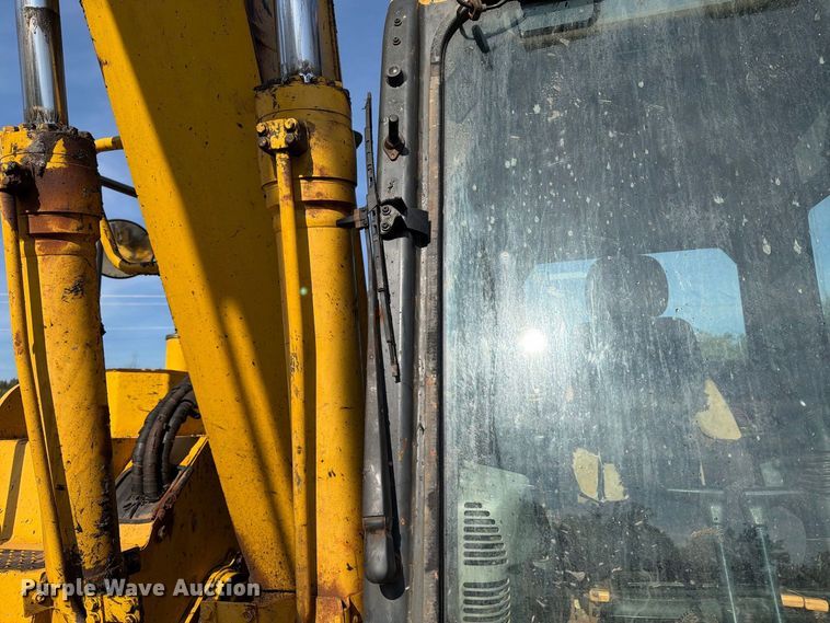 image for item DT2944 2015 Komatsu PC138USLC-10 excavator