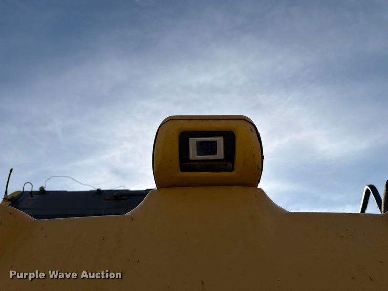 image for item DT2944 2015 Komatsu PC138USLC-10 excavator