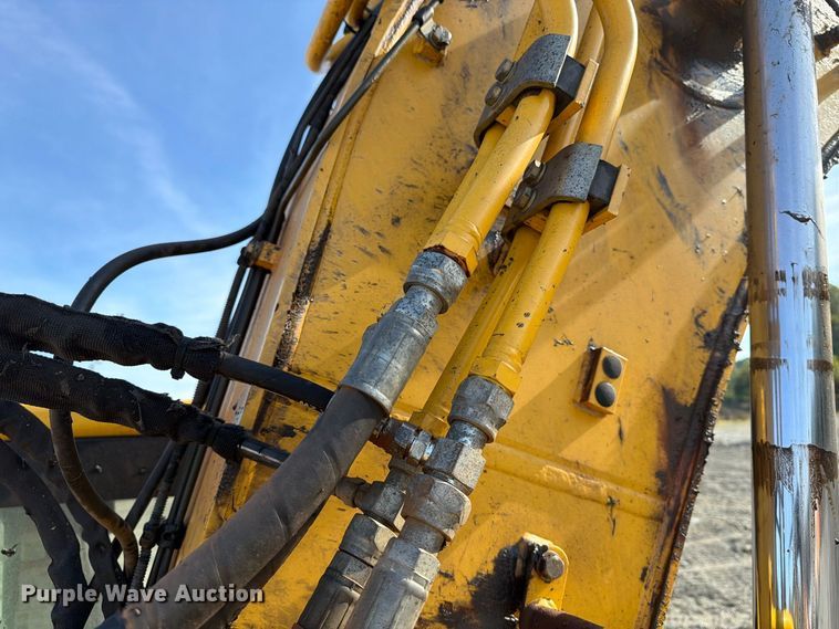 image for item DT2944 2015 Komatsu PC138USLC-10 excavator