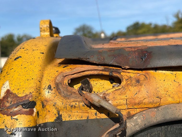 image for item DT2944 2015 Komatsu PC138USLC-10 excavator
