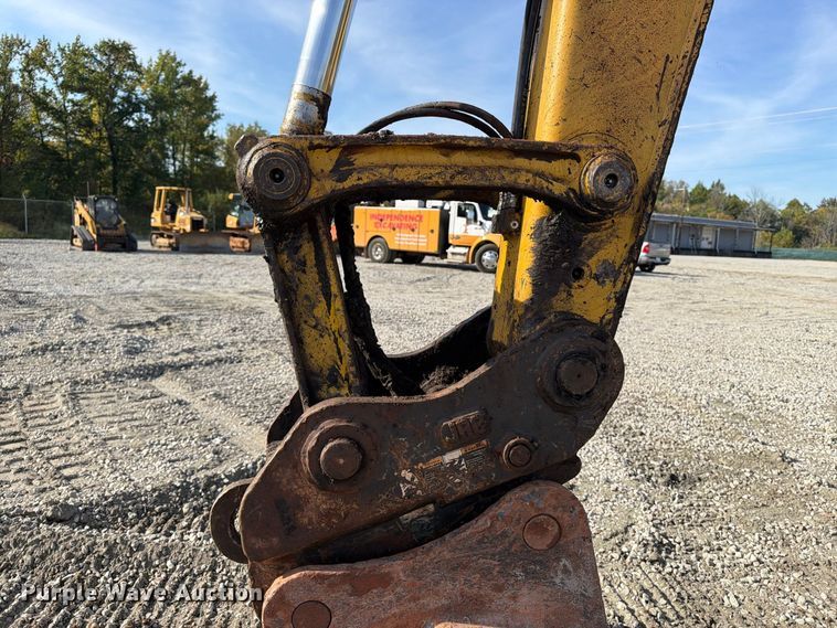 image for item DT2944 2015 Komatsu PC138USLC-10 excavator