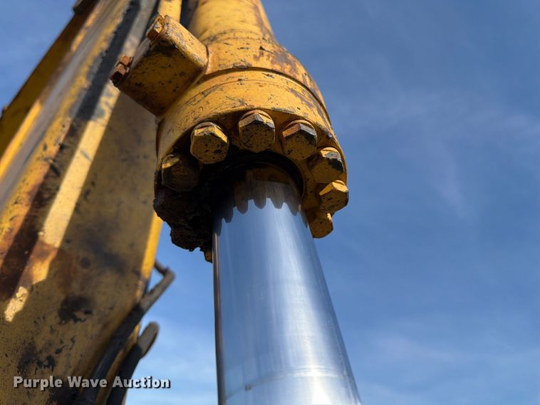 image for item DT2944 2015 Komatsu PC138USLC-10 excavator