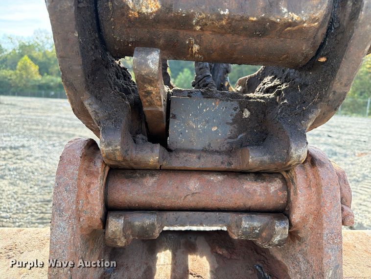 image for item DT2944 2015 Komatsu PC138USLC-10 excavator