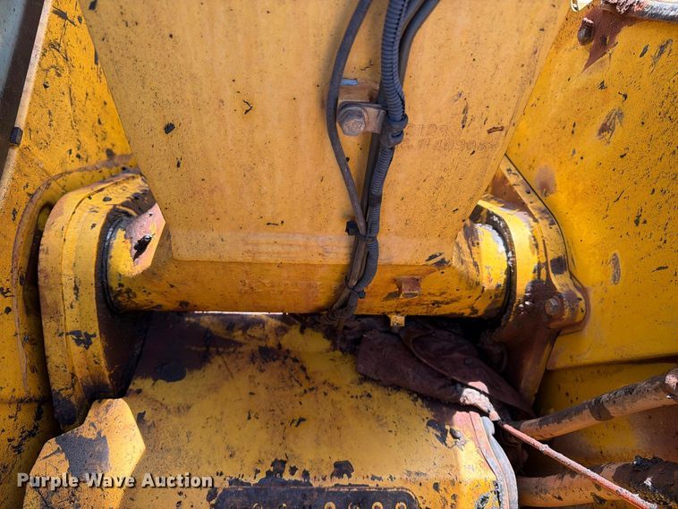 image for item DT2944 2015 Komatsu PC138USLC-10 excavator