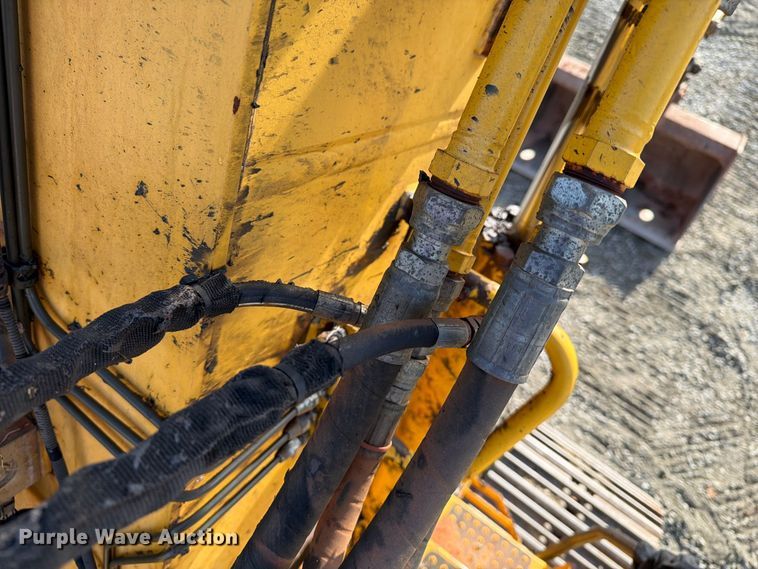 image for item DT2944 2015 Komatsu PC138USLC-10 excavator