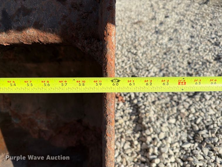 image for item DT2944 2015 Komatsu PC138USLC-10 excavator