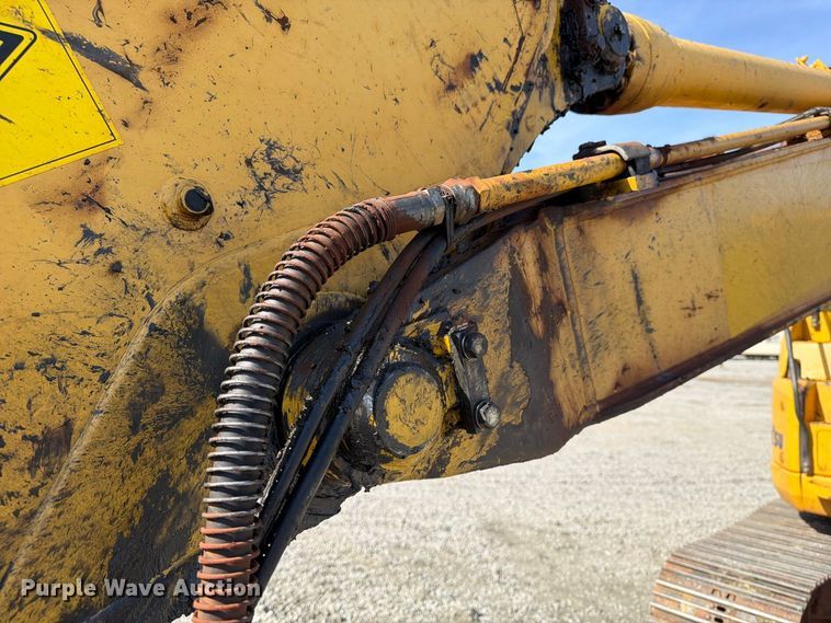 image for item DT2944 2015 Komatsu PC138USLC-10 excavator