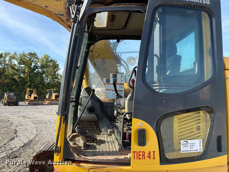 image for item DT2944 2015 Komatsu PC138USLC-10 excavator