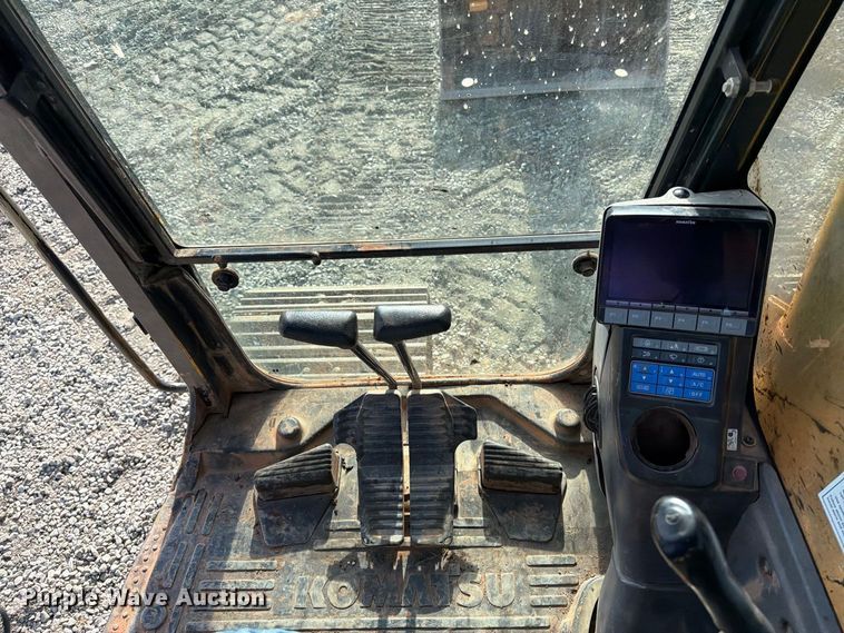 image for item DT2944 2015 Komatsu PC138USLC-10 excavator