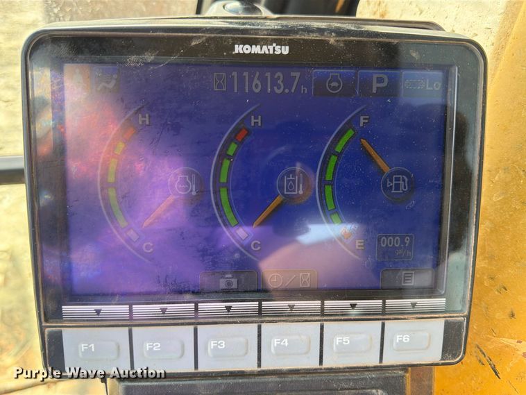 image for item DT2944 2015 Komatsu PC138USLC-10 excavator