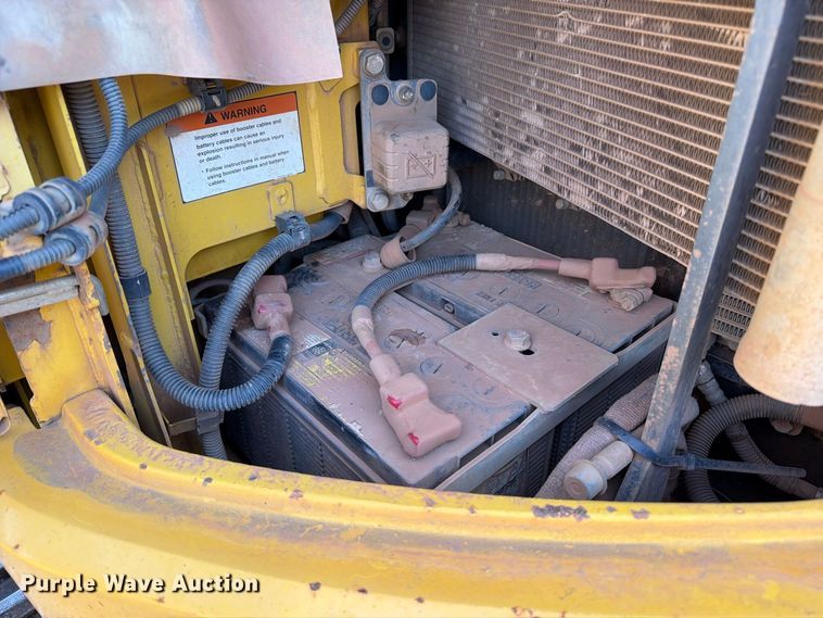 image for item DT2944 2015 Komatsu PC138USLC-10 excavator