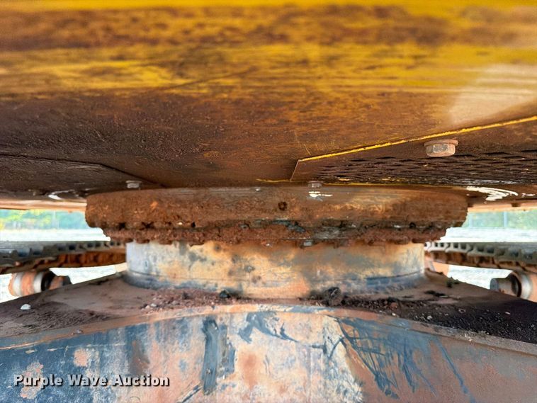 image for item DT2944 2015 Komatsu PC138USLC-10 excavator