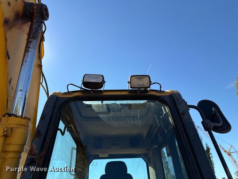 image for item DT2945 2015 Komatsu PC138USLC-10 excavator