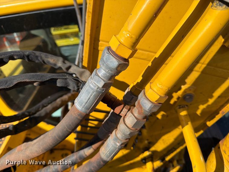 image for item DT2945 2015 Komatsu PC138USLC-10 excavator
