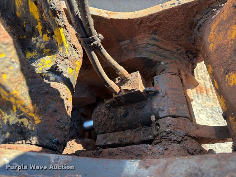 image for item DT2945 2015 Komatsu PC138USLC-10 excavator